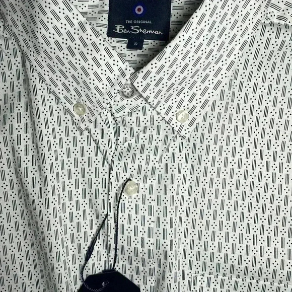 Ben Sherman white and navy short sleeve button down  shirt sz S - Picture 3 of 5